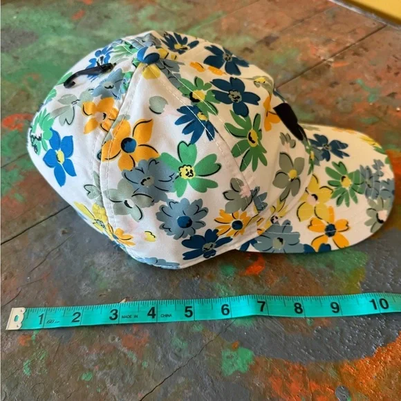 KATE SPADE ♠️ Floral Cap with classic logo! Cute and comfy! Pretty & practical! Accessorizing at its BEST!! Snag this KATE ♠️ AirPod case  main image 2